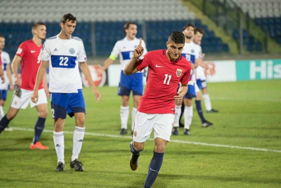 VANT: Mohamed Elyounoussi skåret 0-7 målet under kampen mot San Marino.