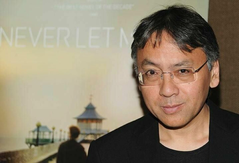 VINNEREN: Den britiske forfatteren Kazuo Ishiguro får årets nobelpris i litteratur.