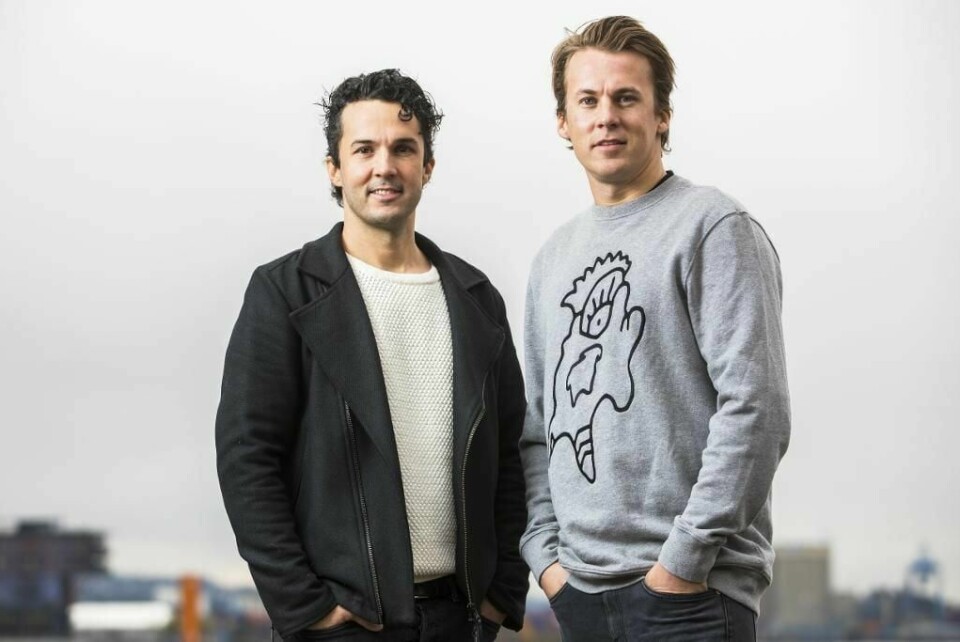 SERIE: Brødrene Vegard (til venstre) og Bård Ylvisåker lager nytt program. I «Stories from Norway» spøker de om rare norske hendelser.