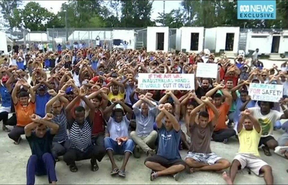 VENTER: Leiren på Manus i Papua Ny-Guinea er stengt. Men flyktninger tør ikke dra.