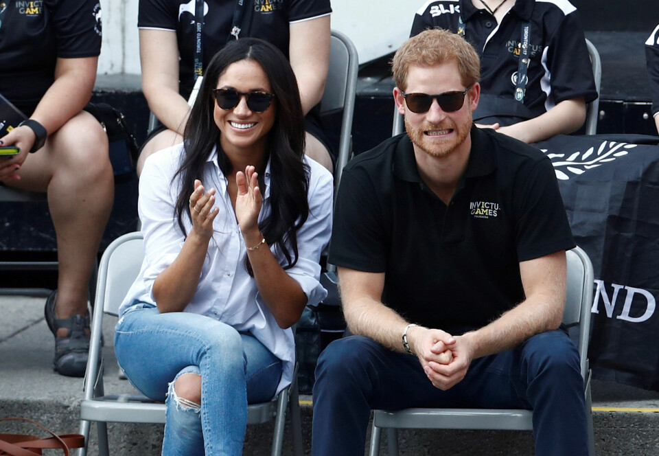 BRYLLUP: For omtrent ett år siden ble det kjent at prins Harry var kjæreste med Meghan Markle. Nå gifter de seg. Bildet viser prins Harry og Meghan Markle.