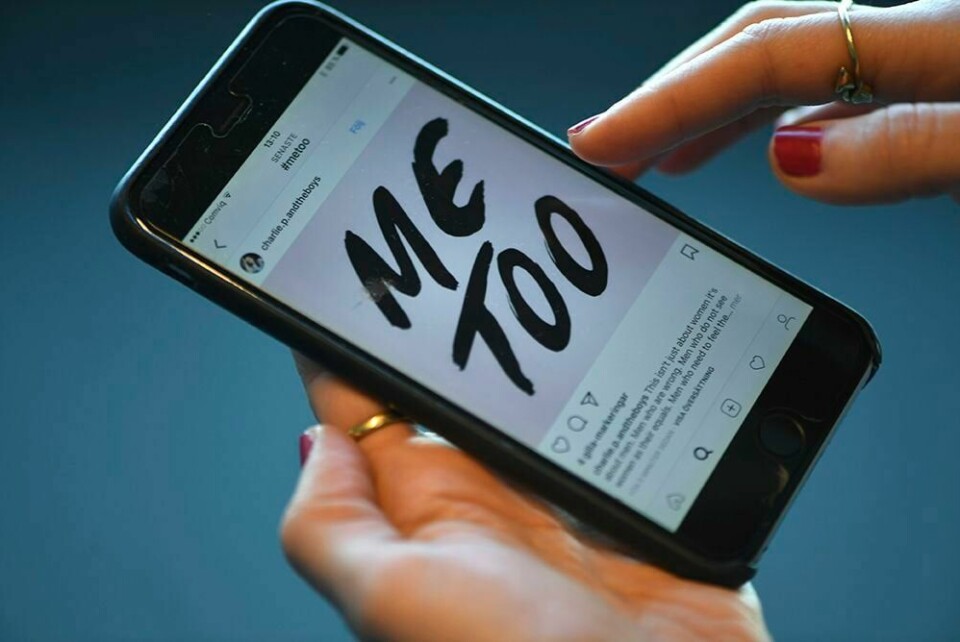 TRAKASSERING: Kampanjen Me too på sosiale medier har fått kvinner til å fortelle om seksuelle overgrep. Tre prosent av folk i mediebransjen sider de har blitt seksuelt trakassert siden i sommer. Det viser en undersøkelse.