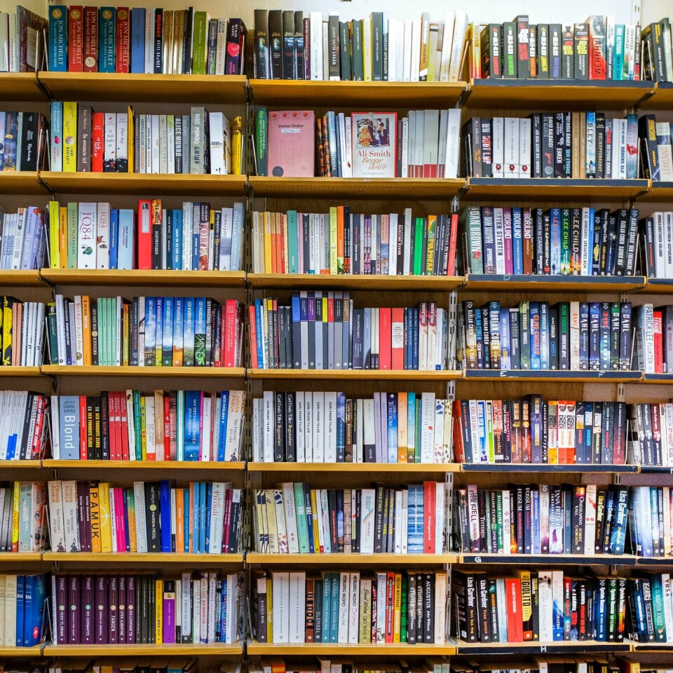 En bokhandel i Budapest må betale bot etter å ha brutt loven. Støtta til oppropet har skapt strid internt i Forfatterforeininga. Illustrasjonsfoto: Gorm Kallestad / NTB / NPK