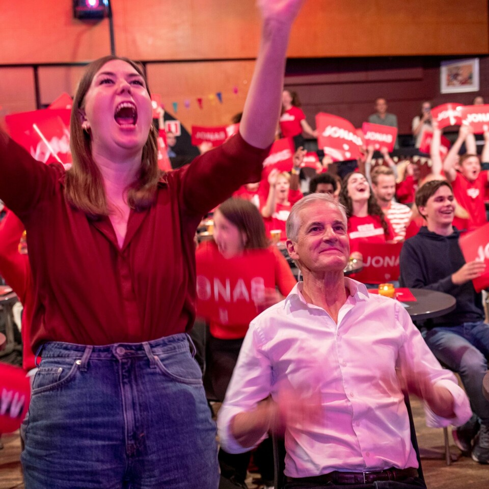 VANT: Arbeiderpartiet vant stortingsvalget. Nå skal de lage ny regjering. AUF-leder Astrid Hoem tror Jonas Gahr Støre vil bli en god statsminister. Bildet viser AUF-leder Astrid Hoem og Ap-leder Jonas Gahr Støre.