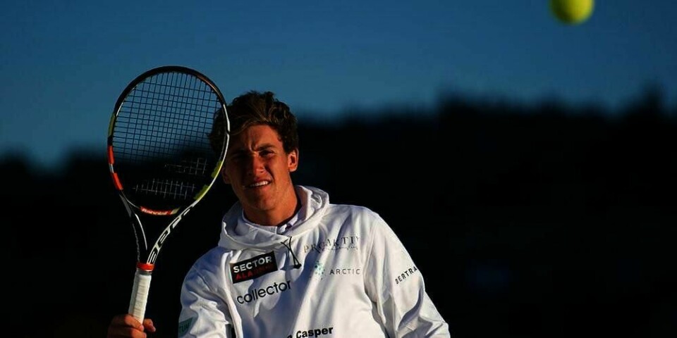 TALENT: Casper Ruud er bare 17 år gammel. Han imponerer stadig flere på tennisbanen.
