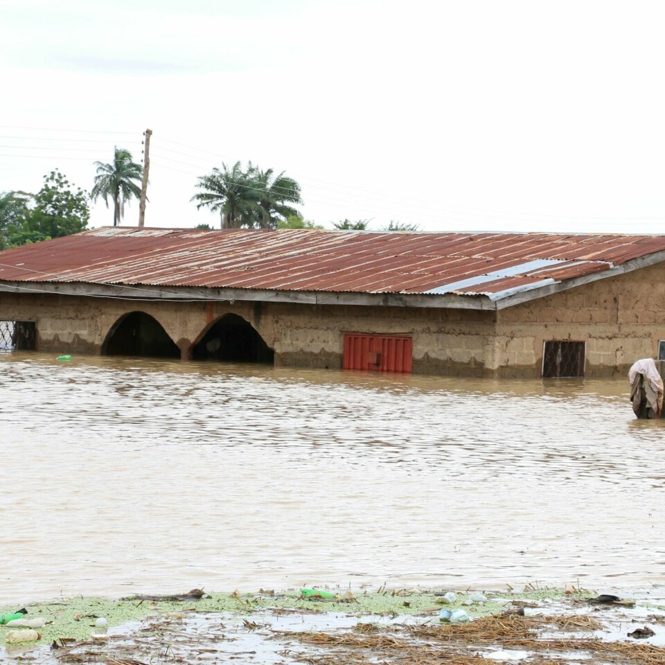 FLOM: En stor flom ødelegger byer i Nigeria. Nesten 200 personer er døde. Bildet er fra Koton Karfe.