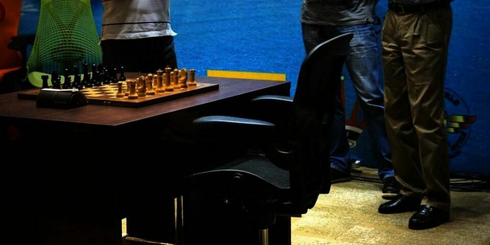 STOLEN: Sjakkspiller Magnus Carlsen har valgt hvilken stol han skal sitte i når han spiller i Verdensmesterskapet i sjakk.