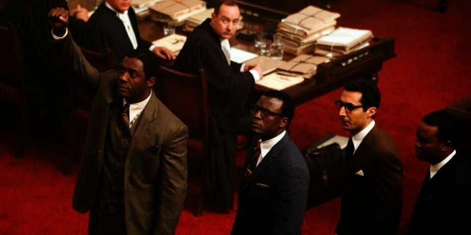 PREMIERE: Filmen om livet til Nelson Mandela hadde verdens-premiere for en uke siden. Skuespiller Idris Elba (til venstre) spiller Mandela. I januar har filmen premiere på norske kinoer.