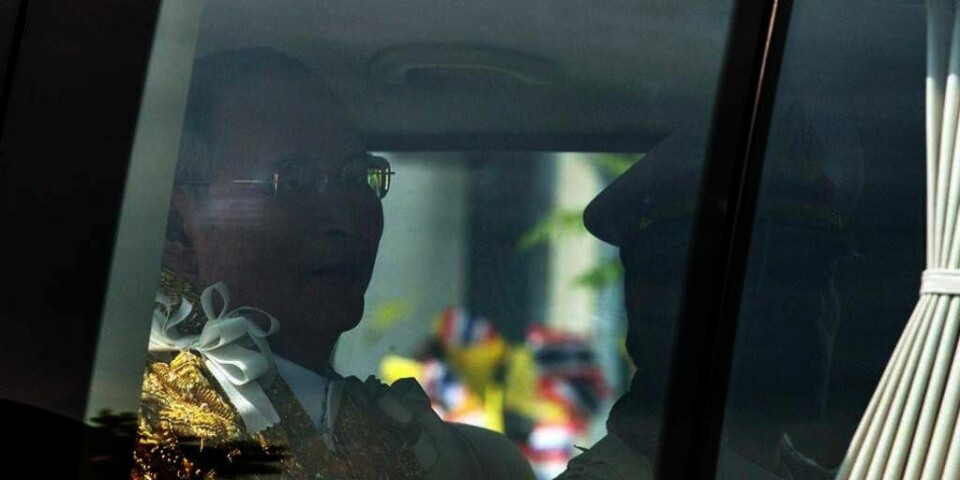 RO: Thailands konge Bhumibol Adulyadej vil ha ro i landet etter alle demonstrasjonene den siste tida. Torsdag hadde han bursdag.