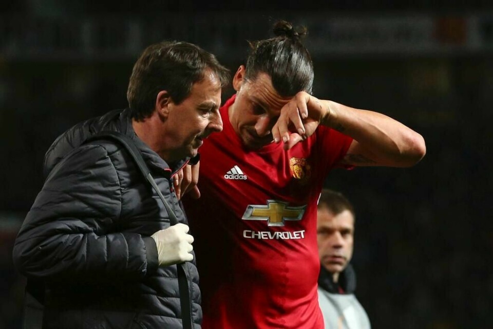 SKADD: Zlatan Ibrahimovic ble skadd. Han kan ikke spille fotball før om lenge. Men han har ikke tenkt å gi seg.