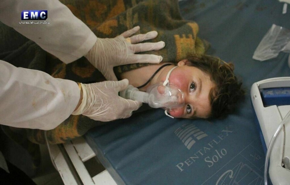 GASS: 20 barn døde av giftig gass i Syria. Mange flere fikk gassen i seg. Bildet er tatt av gruppa Edlib Media Center, som jobber mot myndighetene i Syria.
