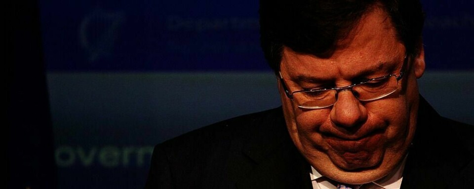 KJEMPER: Den irske statsministeren Brian Cowen opplever tøffe dager. Irland har en gjeld på over 700 milliarder kroner.