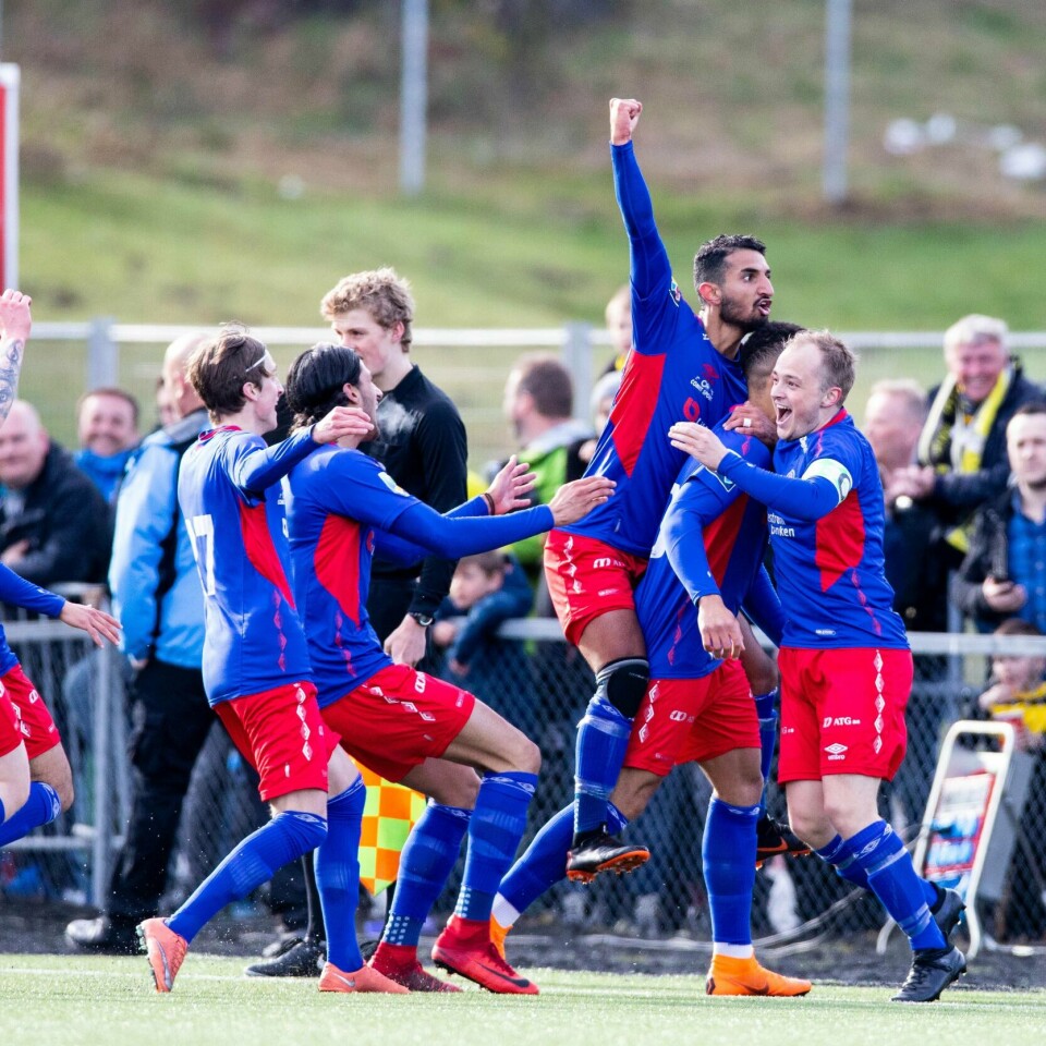 VIL IGANG: Herre-spillere på nivå 4 og nedover må vente med å spille kamper og trene som vanlig. Det må også damer på nivå 3 og nedover. Det blir kalt bredde-fotball. Det er usikkert når de får starte sesongen. Nå sier fotball-ledere fra hele Norge at det haster.