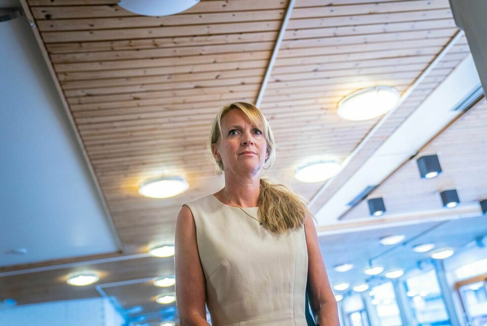 RÅD: FHI skal vurdere hvilke land folk kan reise til. Line Vold varsler om tre nye land som kan bli røde. Årsaken er smitte med korona-viruset.