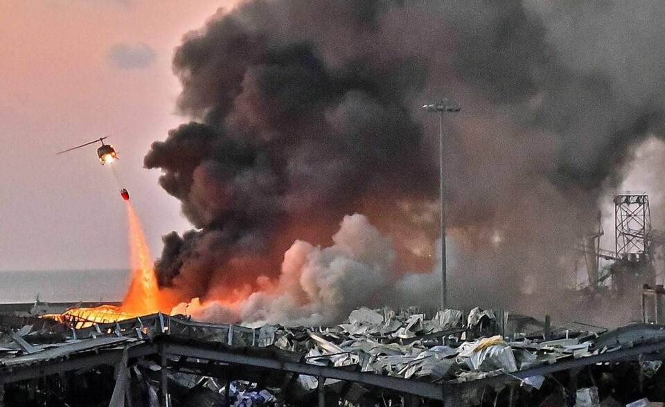 ØDELAGT: Områdene på havnen i Beirut er ødelagt i eksplosjonen. Minst hundre mennesker er døde. Tallet på døde vil trolig stige.