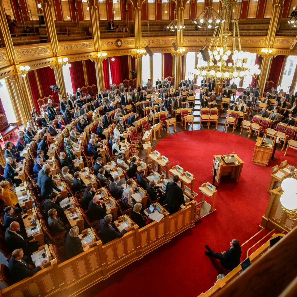 MER TILLIT: Folk har fått mer tillit til både Stortinget og regjeringen i år. Det viser årets Tillitsbarometer.