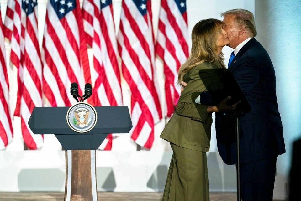 TALE: Melanie Trump talte for ektemannen Donald Trump. Han kom opp på scenen etterpå.