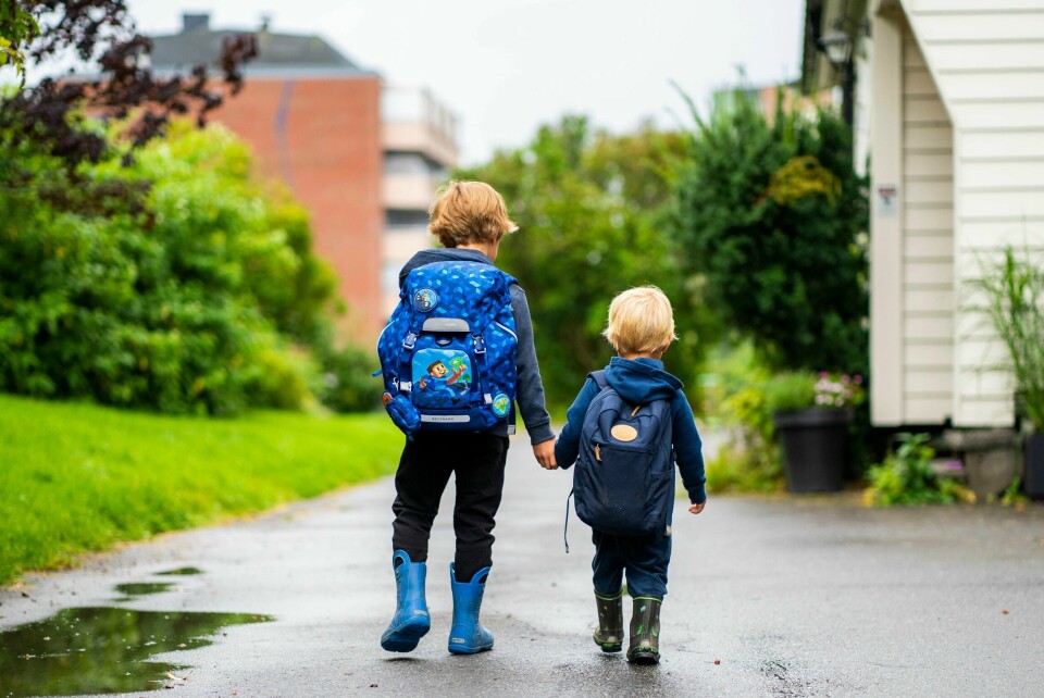 SKOLE: Foreldre som har barn som går på skolen, skal nå få mer ryddig informasjon om korona.