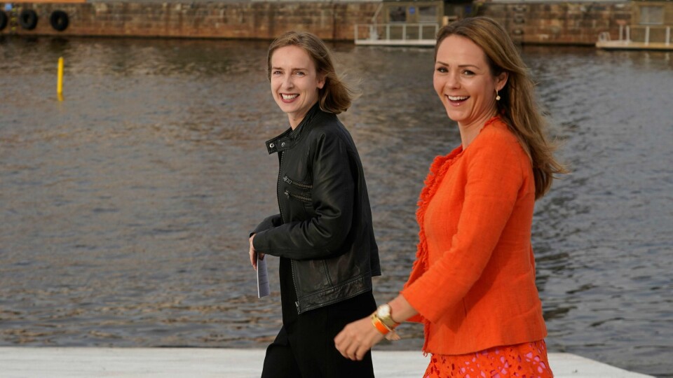 PENGER: Næringsminister Iselin Nybø og distrikts- og digitaliseringsminister Linda Hofstad Helleland lover penger til reiselivet.