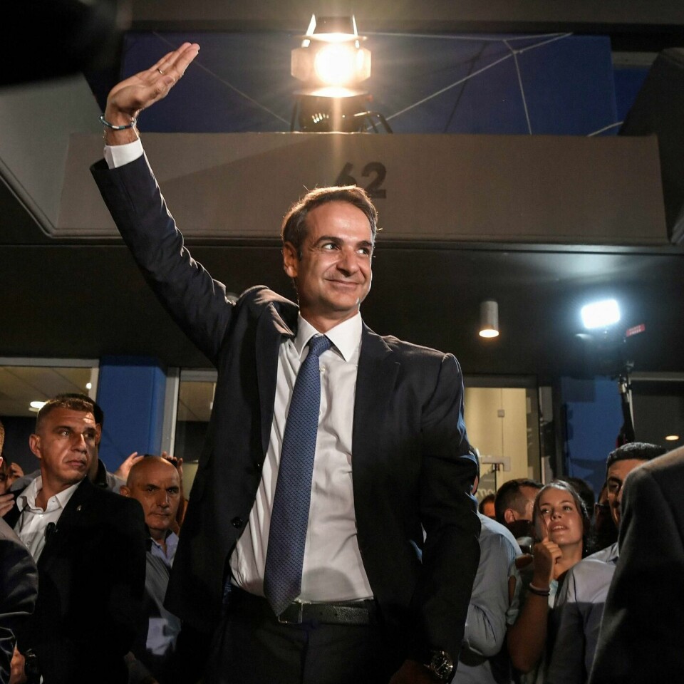 VINNER: Kyriakos Mitsotakis og partiet Nytt Demokrati vinner valget i Hellas. Mitsotakis blir trolig ny statsminister.