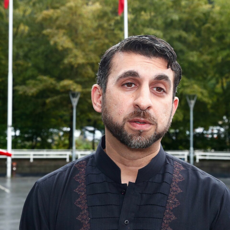UVITENDE: Irfan Mushtaq er med i styret i moskeen som ble angrepet. Han visste ikke at muslimer var i større fare enn før.