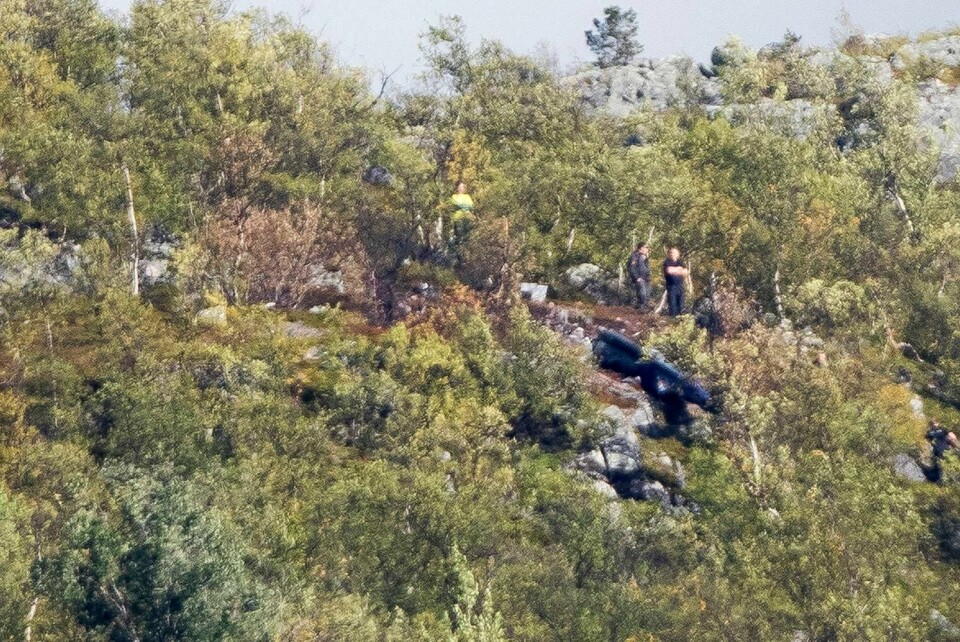 UNDERSØKER: Et helikopter styrtet i Alta. Årsaken til ulykken er ennå ikke kjent. Nå vil helikopter-selskapet sjekke flere ulike typer helikoptre.