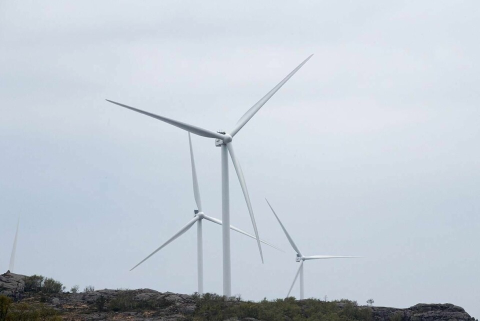 VINDKRAFT: Bildet viser vindmøller i Eigersund i Rogaland. Noen kommuner mener de allerede har nok vindmøller. Andre mener det vil gi for store inngrep i naturen.