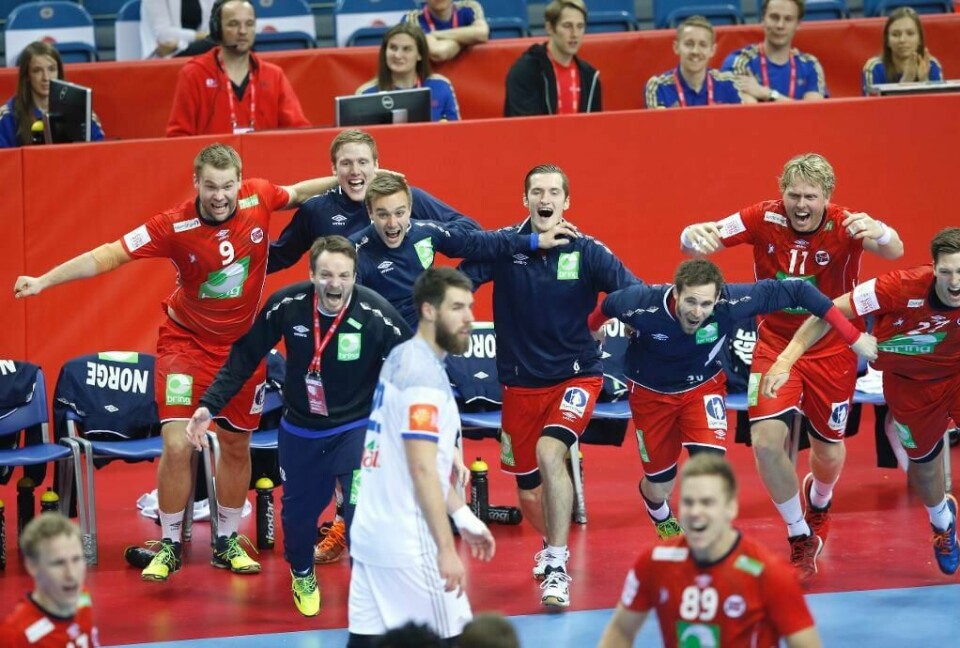 VM: Håndballgutta trenger nesten bare å tenke på selve spillinga i VM. Alt annet blir fikset for dem. Bildet er fra EM i Polen i 2016.