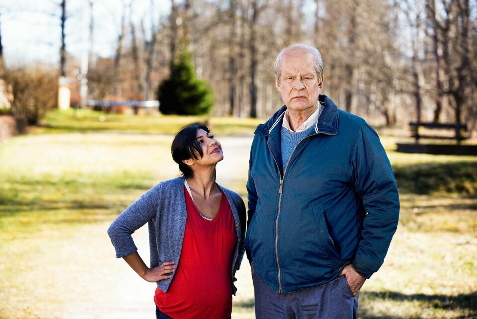 VINNER? Den svenske filmen «En mann ved navn Ove» er med i kampen om å vinne Oscar. Men den norske filmen «Kongens nei» får ikke konkurrere om filmprisen.