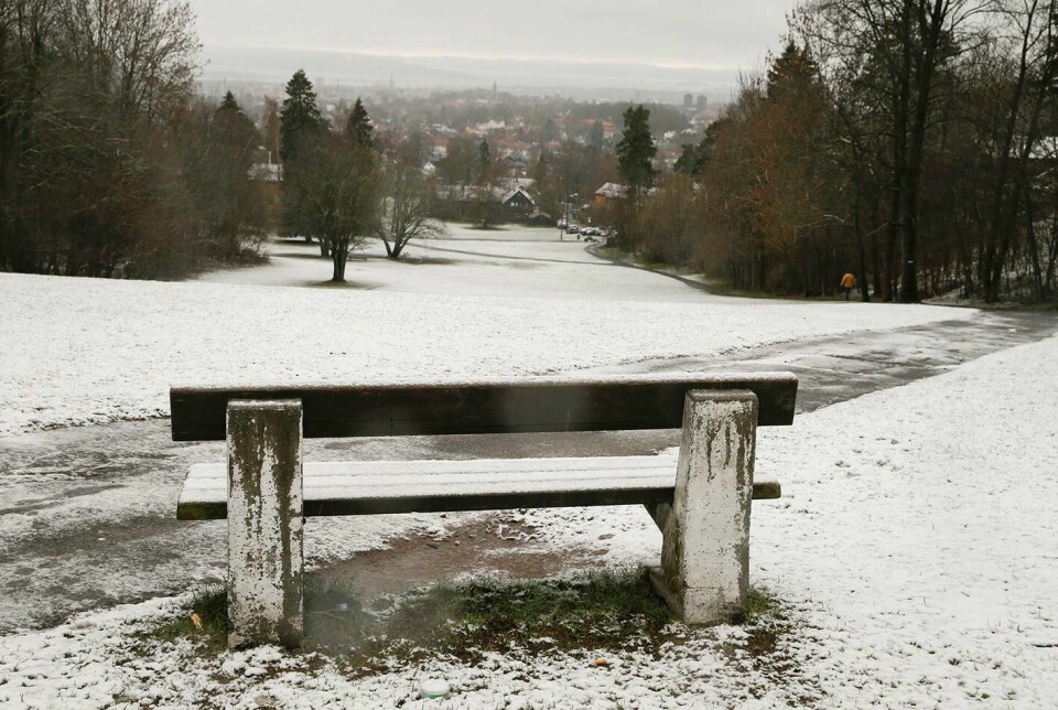 SNØ: Det har snødd på Østlandet natt til 29. april. Her fra Oslo.