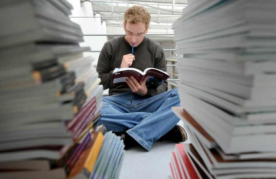 STUDENT: Norske studenter har lite penger. Nå vil staten trolig gi dem mer penger.