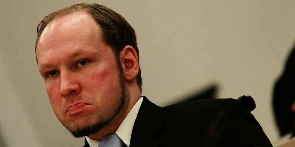 SKRIVER:: Anders Behring Breivik sender brev fra fengselet. Der ber han om hjelp til å fortsette kampen sin.