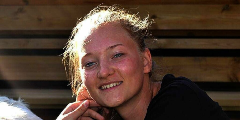 LETER: Politiet og frivillige leter fortsatt etter 16 år gamle Sigrid Schjetne. Politiet frykter nå at det har skjedd noe kriminelt med Oslo-jenta.