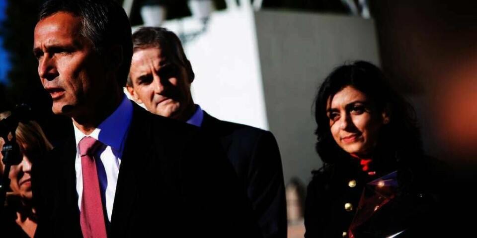 UNG: Statsminister Jens Stoltenberg gjorde flere endringer i regjeringen fredag. Hadja Tajik er ny kulturminister. 29-åringen tar over jobben etter Anniken Huitfeldt. Dermed blir Tajik tidenes yngste statsråd.