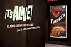 Filmplakat av Frankenstein med teksten 'Its alive!'.