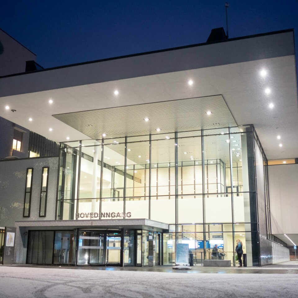 SYKEHUS: Akershus universitetssykehus på Lørenskog. Akershus universitetssjukehus ligg i Lørenskog, og det gjer at 90 prosent av dei fødande i kommunen har mindre enn åtte minutt å køyre når den litle bestemmer seg for at han eller ho vil ut. Foto: Fredrik Hagen / NTB / NPK