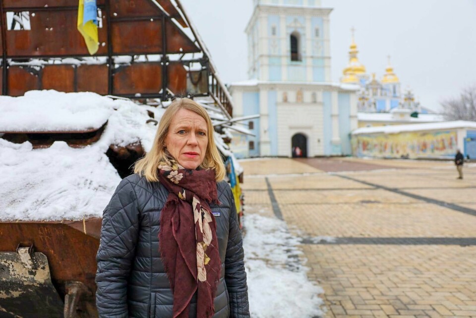 BRUER: Anniken Huitfeldt har besøkt Kyiv i Ukraina. Nå sier hun at Norge vil sende 10 bruer til landet. Anniken Huitfeldt (Ap) besøker Kyiv mandag sammen med andre nordiske og baltiske utenriksministre. Foto: Tuva Bogsnes / Utenriksdepartementet / NTB