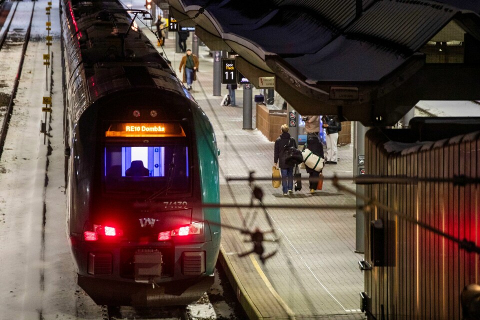 TOG: Togene sto stille i hele landet tirsdag. Lørdag kveld og natt til søndag er Oslo S stengt for trafikk. Foto: Frederik Ringnes / NTB