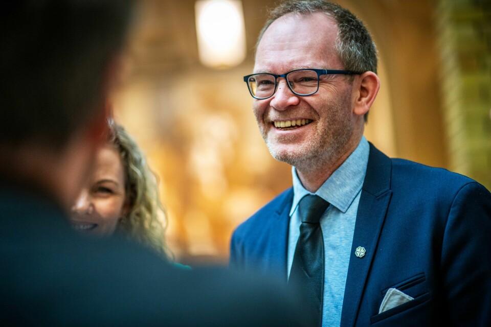 FORNØYD: Oddmund Hoel er minister for forskning og høyere utdanning. Han er fornøyd med at flere vil ta høyere utdanning. Bildet viser Forskings- og høgare utdanningsminister Oddmund Hoel (Sp).Foto: Ole Berg-Rusten / NTB / NPK