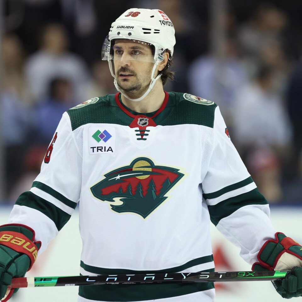ISHOCKEY-VM: Mats Zuccarello er en av spillerne på det norske landslaget. De spiller første kamp i VM fredag. Bilde av ishockey-spiller Mats Zuccarello. Foto: Pontus Höök / NTB