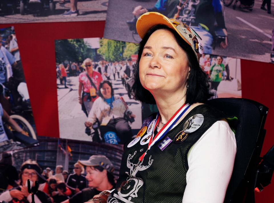 PARADE LØRDAG: – Mer enn tusen personer er med i årets stolthets-parade lørdag 8. juni, skriver Vibeke Marøy Melstrøm. Hun er generalsekretær i Uloba. Bildet viser Vibeke Marøy Melstrøm i Uloba. Foto: Agnete Brun.