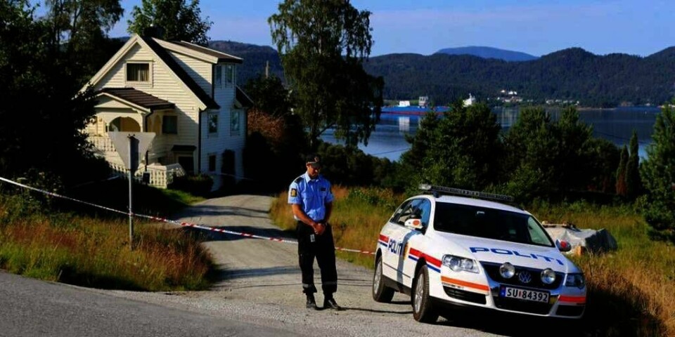 DREPT: : Politiet har sperret av et område i Kvinnherad i Hordaland. Det var der Sigmund Gravdal ble funnet drept. Huset på bildet er utenfor sperringene og har ikke noe med saken å gjøre.