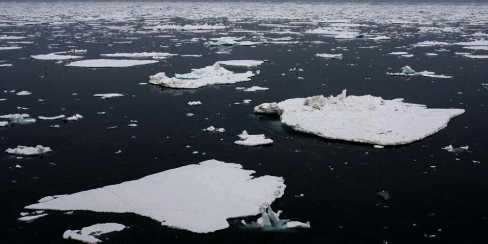 KLIMA-ENDRINGER: Vi kan ikke klare å stoppe klimaendringene, mener FNs klimapanel. Blant annet fortsetter isen på Svalbard å smelte.