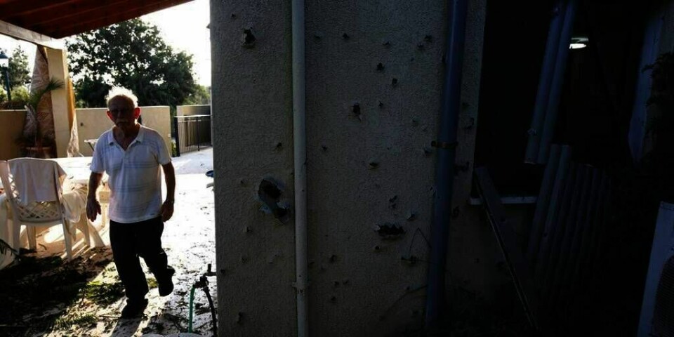 ANGREP: Torsdag ble Israel angrepet av raketter. Derfor angrep Israel en palestinsk leir i Libanon med bomber.