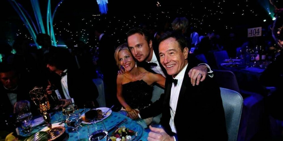 SISTE:  De siste episodene av serien «Breaking Bad» sendes nå. Endelig vant serien Emmy-prisen for beste dramaserie. På bildet er skuespillere fra serien. Fra venstre Anna Gunn, Aaron Paul og Bryan Cranston.