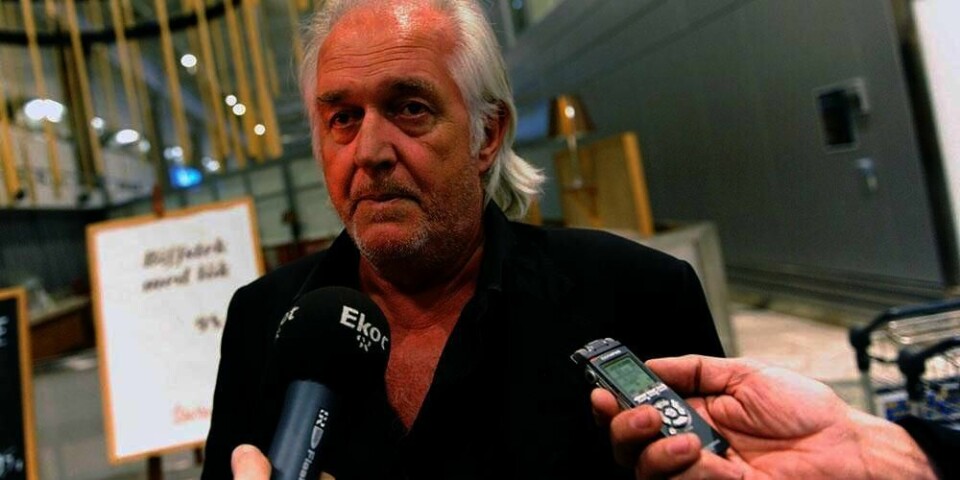 DØD:  Forfatter Henning Mankell er død. Han har lenge vært syk med kreft. Han døde mens han fortsatt sov mandag, ifølge tysk forlag.