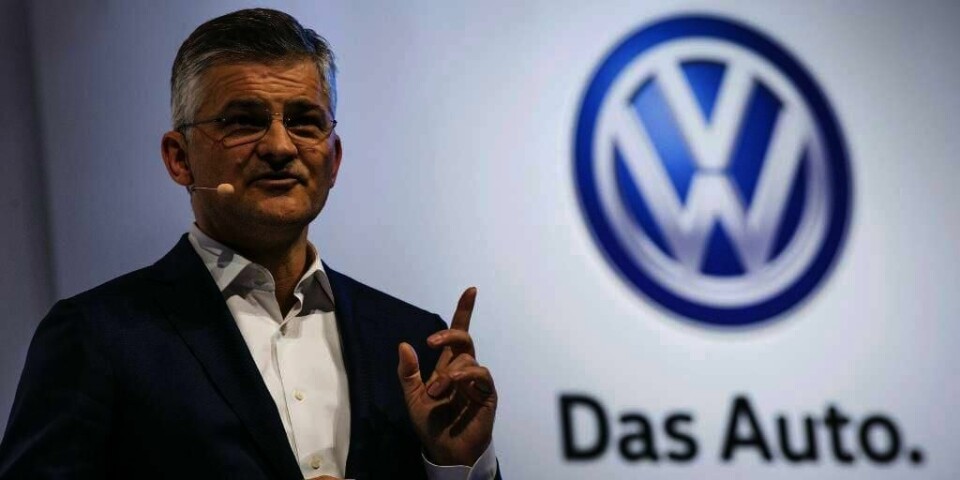 SIER UNNSKYLD: Michael Horn er sjef for selskapet Volkswagen. Han må møte i den amerikanske kongressen torsdag. Han sier han beklager at selskapet har jukset med utslippene fra sine biler.