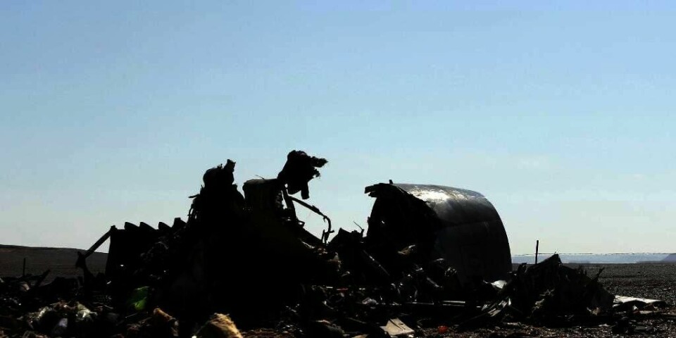 STYRTET: Bildet viser vraket etter det russiske flyet som styrtet nord i Egypt lørdag. 224 mennesker døde.