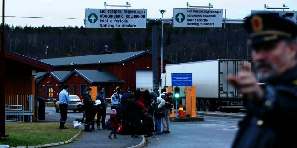 STORSKOG: Bildet viser en gruppe asylsøkere på Storskog grensekontroll utenfor byen Kirkenes. Aldri før ha så mange asylsøkere krysset grensa mellom Norge og Russland her.