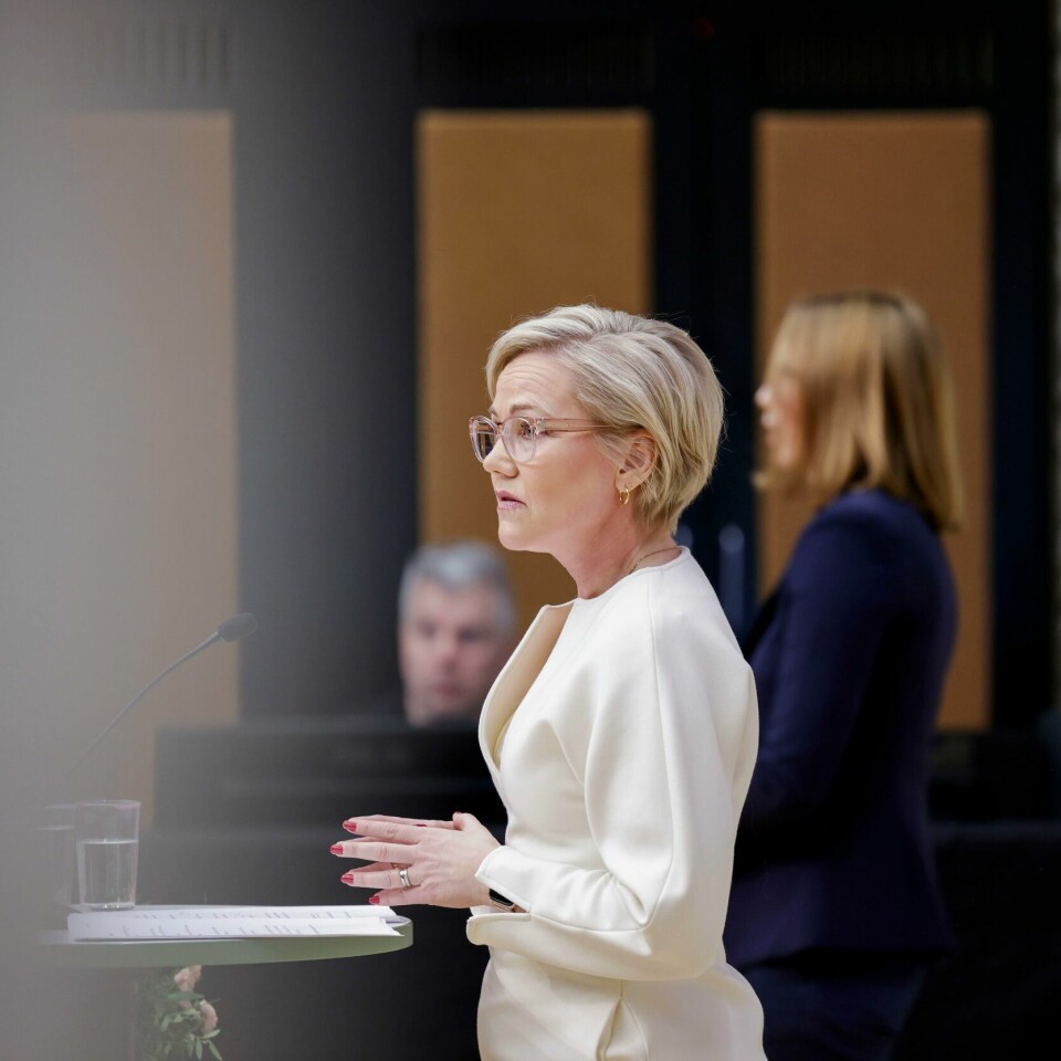 HELSEMINISTER: Ingvild Kjerkol er helseminister. Hun leverte en masteroppgave. Den hadde tekst som lignet andres tekster. I helga måtte hun svare for seg. Helse- og omsorgsminister Ingvild Kjerkol kom med flere nyheter i sykehustalen.Foto: Paul S. Amundsen / NTB